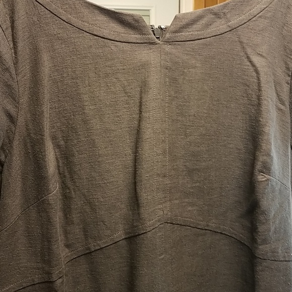 Dress - Picture 2 of 4